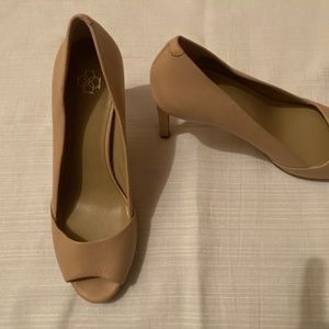 Ann Taylor pumps